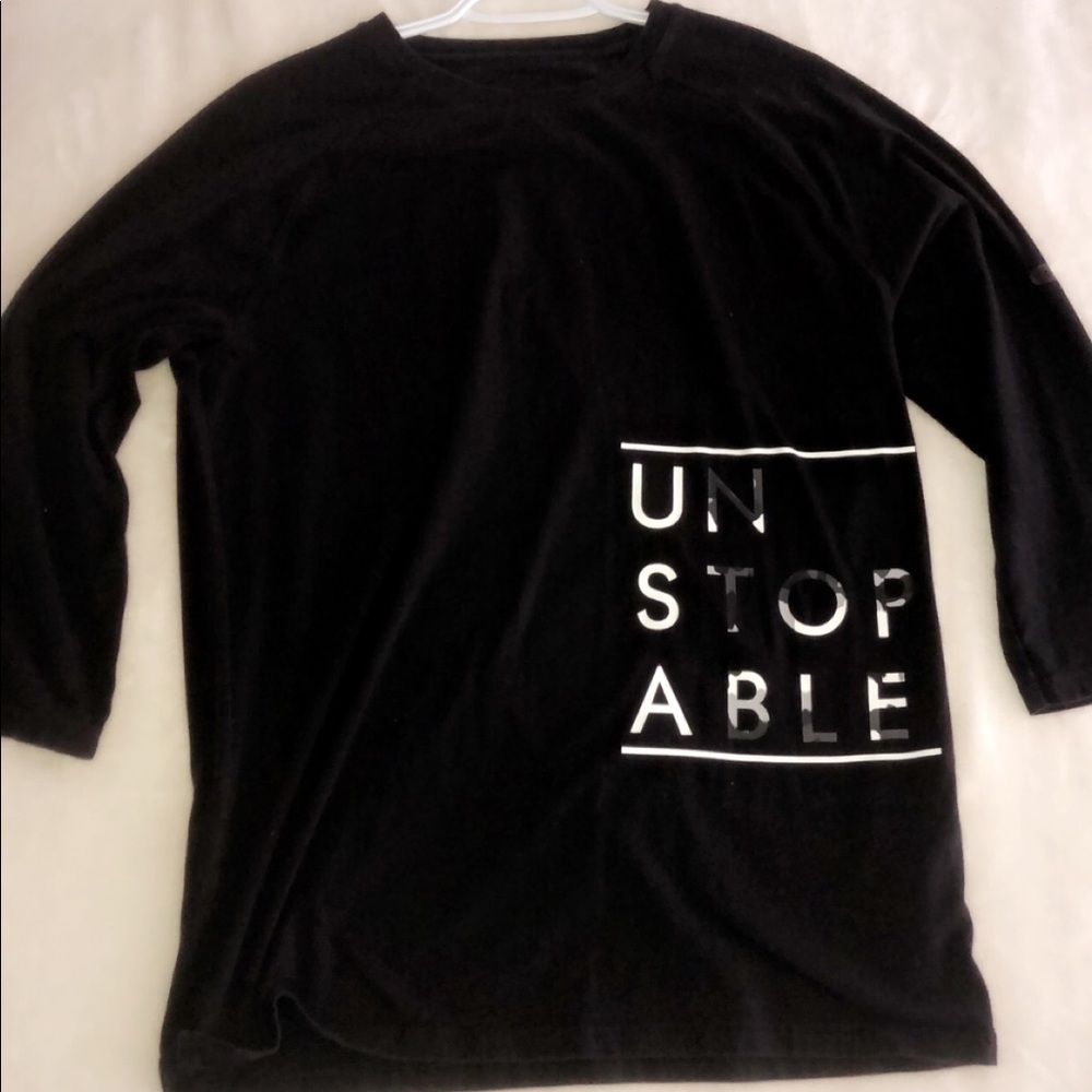 Quarter sleeve shirt